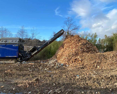 concassage de bois sur un chantier à Lyon